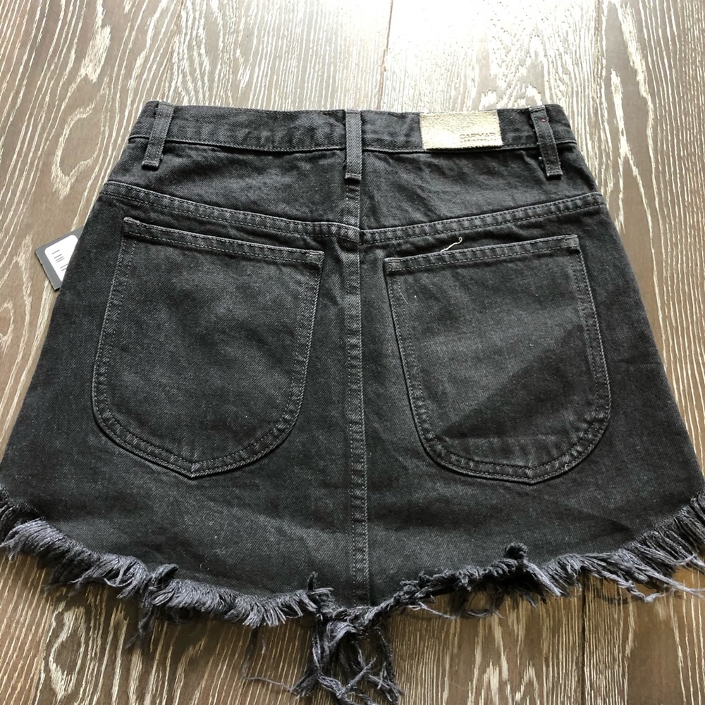 NEVER WORN black skirt - Picture 2 of 2